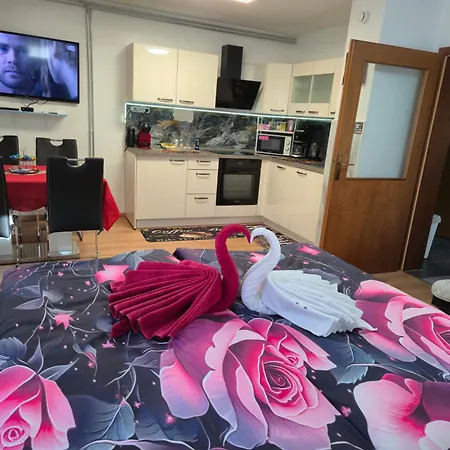 Anaya * بوويتش